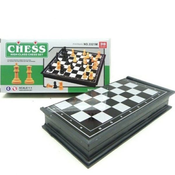 SBC MAGNETIC CHESS BOARD